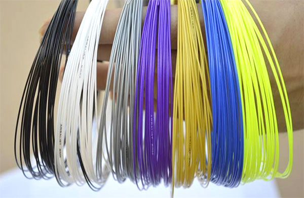 初學(xué)者該怎么選擇羽毛球線呢？快來(lái)看看！